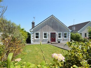 8 Cois Na Tra, Garryvoe Beach, Midleton, Cork