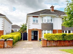 86 Oak Glade, Blessington Road, Naas, Kildare