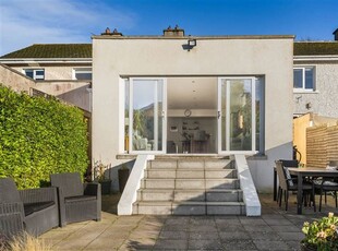 64 Saint Patrick`s Park, Stepaside, Dublin 18