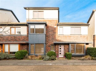 9 Dalriada Court, Knocklyon, Dublin 16