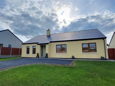 19 Slé­ Leag Ard, Ballard Road, Miltown Malbay, Clare