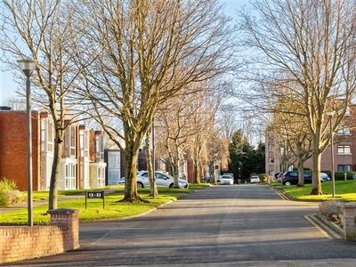 76 Cherbury Court, Booterstown Avenue, Booterstown, County Dublin