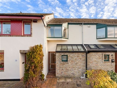 15 Lambourne Village, Clontarf, Dublin 3