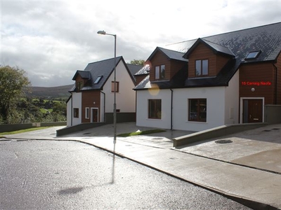 15 Carraig Naofa, Durrus, West Cork