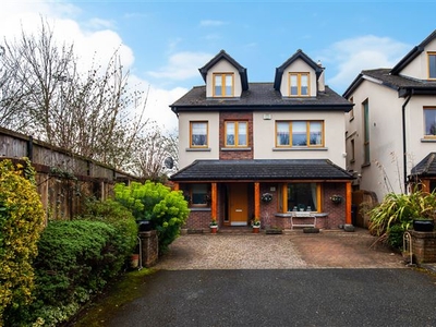 4 Castleknock Mews, Old Navan Road, Castleknock, Dublin 15