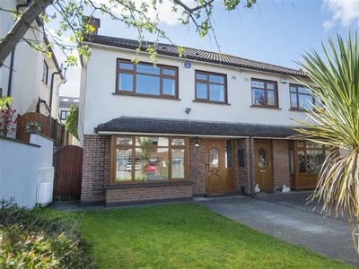 8 Rye River Crescent, Leixlip, Kildare