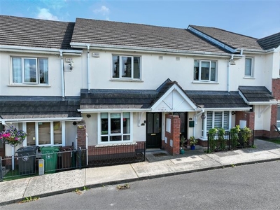 17 Cruagh Green, Dublin 18, Stepaside