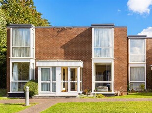 33 Cherbury Court, Booterstown, Blackrock, Co. Dublin