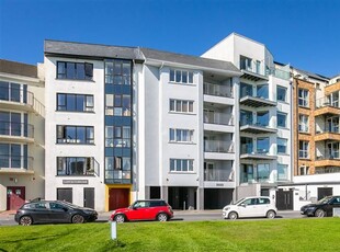 4 Maritiomo, Quincentennial Drive, Salthill, Galway