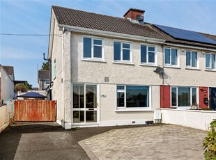 48 Rathlawns, Rathcoole, Dublin