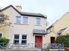 No. 9 Hazelgrove, Spencer Street, Castlebar, Mayo