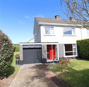 1 Sweetbriar Grove, Inniscarra View, Ballincollig, Ballincollig, Cork