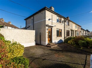 13 Yellow Road, Whitehall, Dublin 9