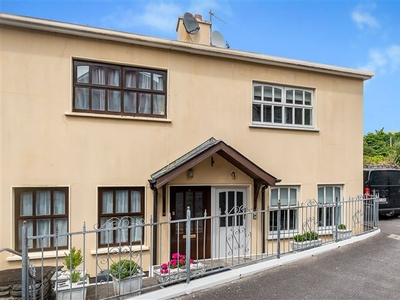 4 Henry Court, Kenmare, Kerry