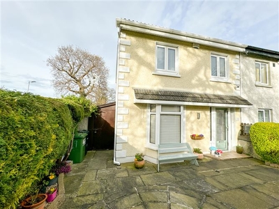 19 Cromlech Fields, Ballybrack, County Dublin