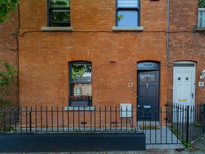 27 Ebenezer Terrace, South Circular Road, Dublin 8