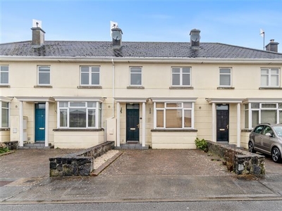 4 The Crescent, Oranhill, Oranmore, Galway