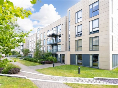 42 Cowper Hall, Mount St. Annes, Milltown, Dublin 6