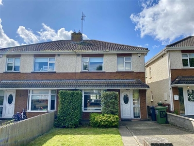 19 Wood Dale Road, Clifflands, Rush, County Dublin