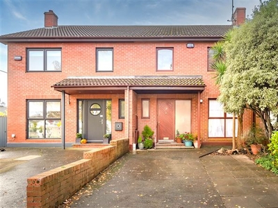 8 Cluny Park, Killiney, County Dublin