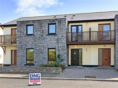 8 Owenmore Court, Collooney, Sligo