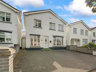 8 The Park, Kindswood Heights, Dublin 24