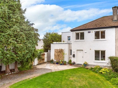 18 Abbey Park, Monkstown, Blackrock, Co. Dublin