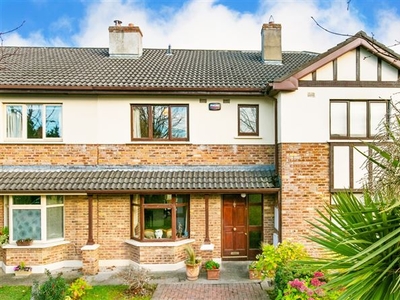 6 Cloister Green, Carysfort Avenue, Blackrock, County Dublin