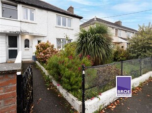 35 Hughes Road East, Walkinstown, Dublin 12