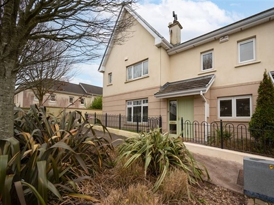 104 Ardkeale, Mount Oval Village, Rochestown, Cork