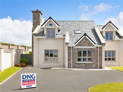 33 Oyster Bay, Rosses point, Sligo