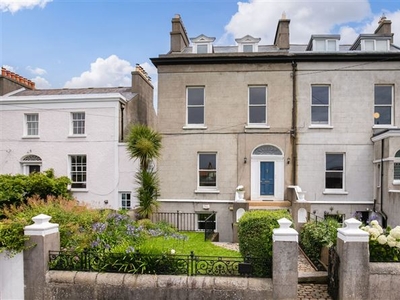 7 Burdett Avenue, Sandycove, Co. Dublin