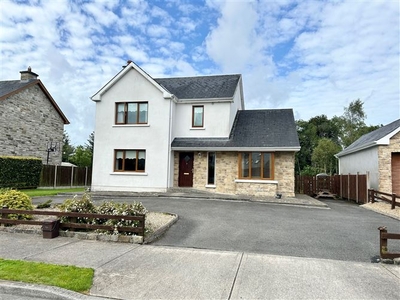 3 Bofin Avenue, Dromod, Leitrim