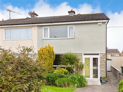 10 Broadford Rise, Ballinteer, Dublin 16