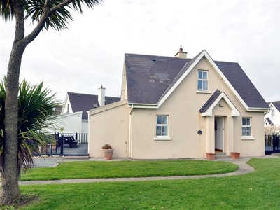 11 Sandeel Bay Cottages, Hookless Village, Fethard, Wexford