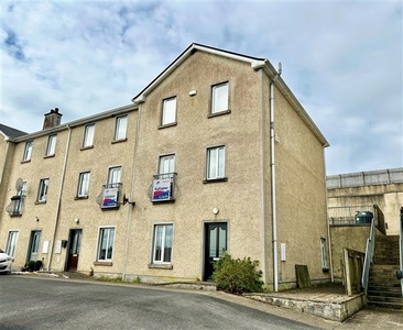 7 Shannon Grove Townhouse , Carrick-on-Shannon, Leitrim