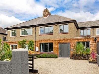 8 Sandymount Castle Drive, Sandymount, Dublin 4