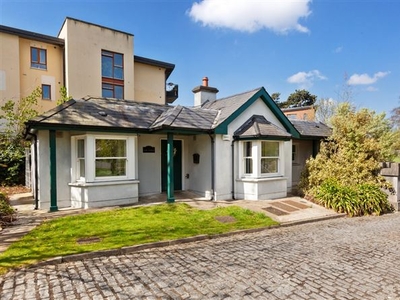 The Gate Lodge, Pelletstown Manor, River Road, Ashtown