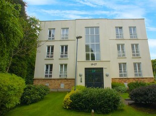 20 Avoca Hall, Blackrock, Dublin