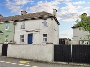 27 Holy Cross Place, Charleville, Co. Cork