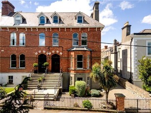 46 Belgrave Square West, Monkstown, Co. Dublin