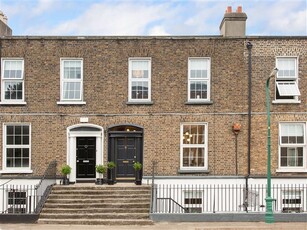 19 Pearse Square, South City Centre, Dublin 2