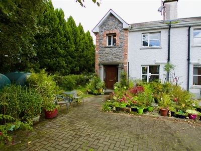 6 The Barony, Elphin Street, Strokestown, Co. Roscommon