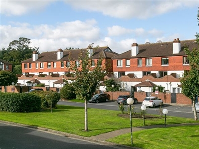 17 White Oaks, Roebuck Road, Clonskeagh, Dublin 14