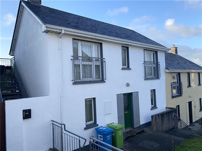 38 Castlegrove, Castlebar, Co. Mayo