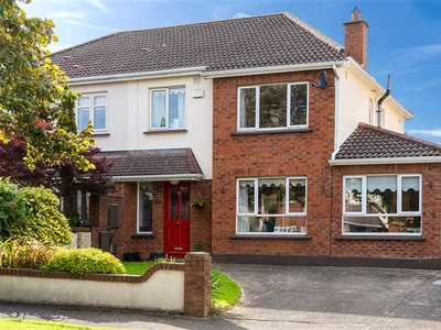 11 Wood Dale Crescent, Ballycullen, Dublin 24