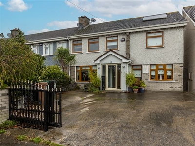 8 Magenta Crescent, Santry, Dublin 9