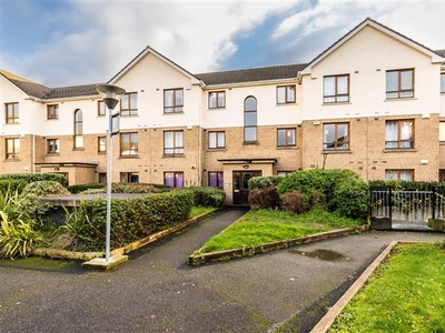 10 The Square, Larch Hill, Santry, Dublin 9