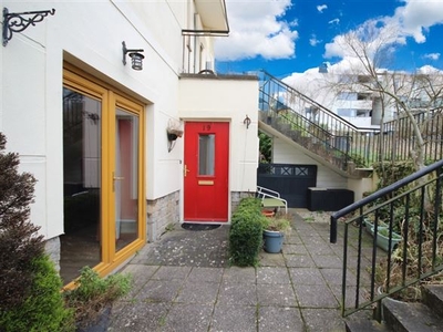 Two Bedroom Apartment, 19 The Close, Downshire Park, Blessington, Wicklow