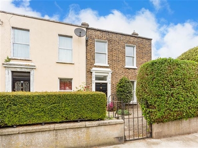 24 Newgrove Avenue, Sandymount, Dublin 4